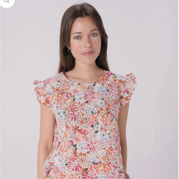 Solitaire Tops - Pink tropical floral eyelet top small